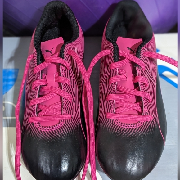 Puma Soccer Cleats | Spirit II FG | Youth Size 3 🔥 Pink | Like New - Picture 1 of 8